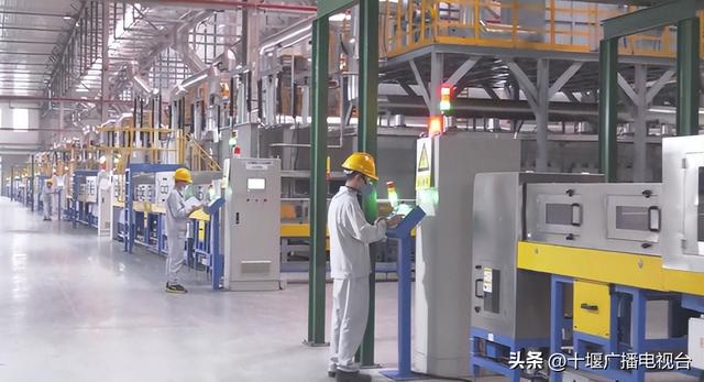 如何实现年产值突破2000亿？十堰新能源和智能网联汽车产业有了新布局开云 开云体育(图8)