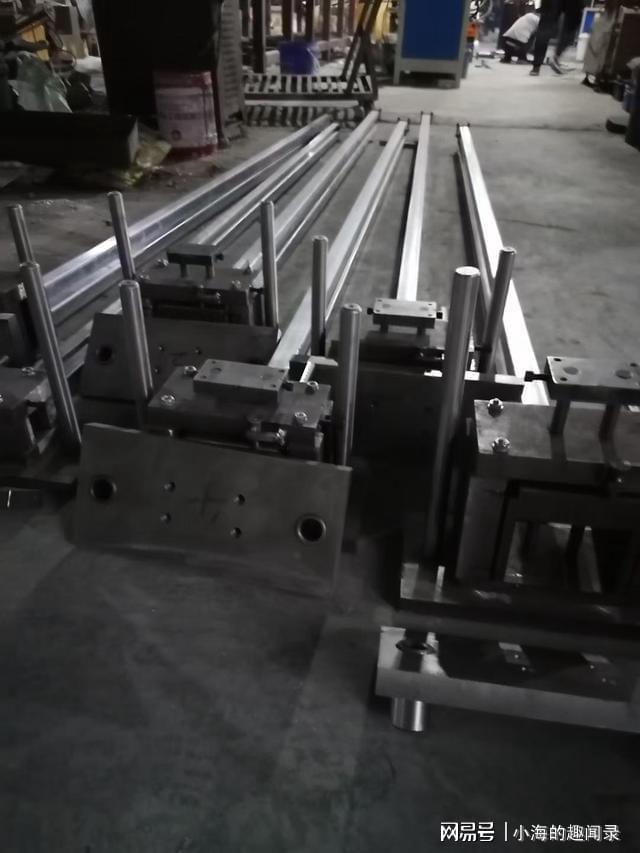 开云APP 开云官网入口工厂“数控技术员”月薪12000为什么很多人却辞职?(图4) 开云APP 开云官网入口工厂“数控技术员”月薪12000为什么很多人却辞职?(图4)