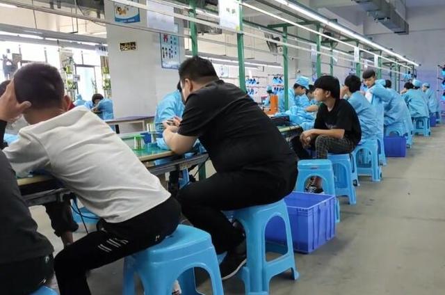 对不起深圳今天我就要走了这几年起起落开云体育 Kaiyun.com 官网入口落留下一把辛酸泪(图4)