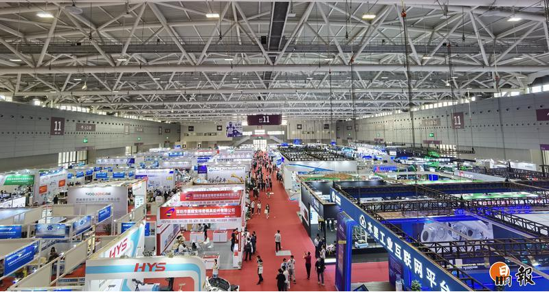 开云体育 开云平台大湾区工博会开幕 铨圣科技邀您领略精密智能制造之美(图2) 开云体育 开云平台大湾区工博会开幕 铨圣科技邀您领略精密智能制造之美(图2)